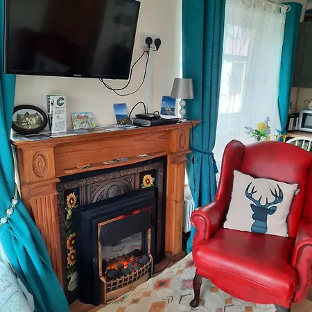 Studio Apartment *